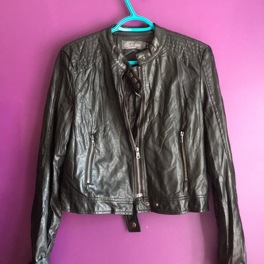 Costa Blanca Textured Cropped Leather Jacket
